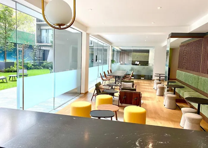 Apartamento Penthouse Con La Mejor Vista De Cdmx, 6 Personas, Gym Y 2 Parkings